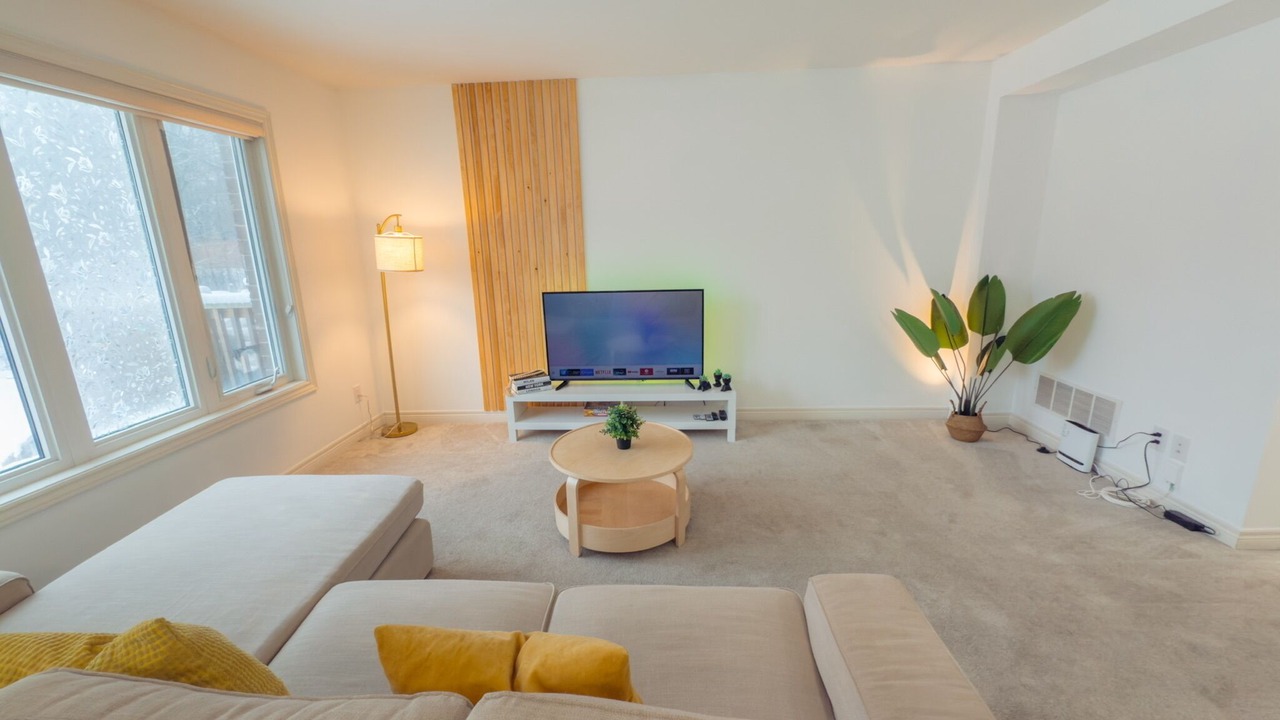 Photo of Livingroom in Thorold