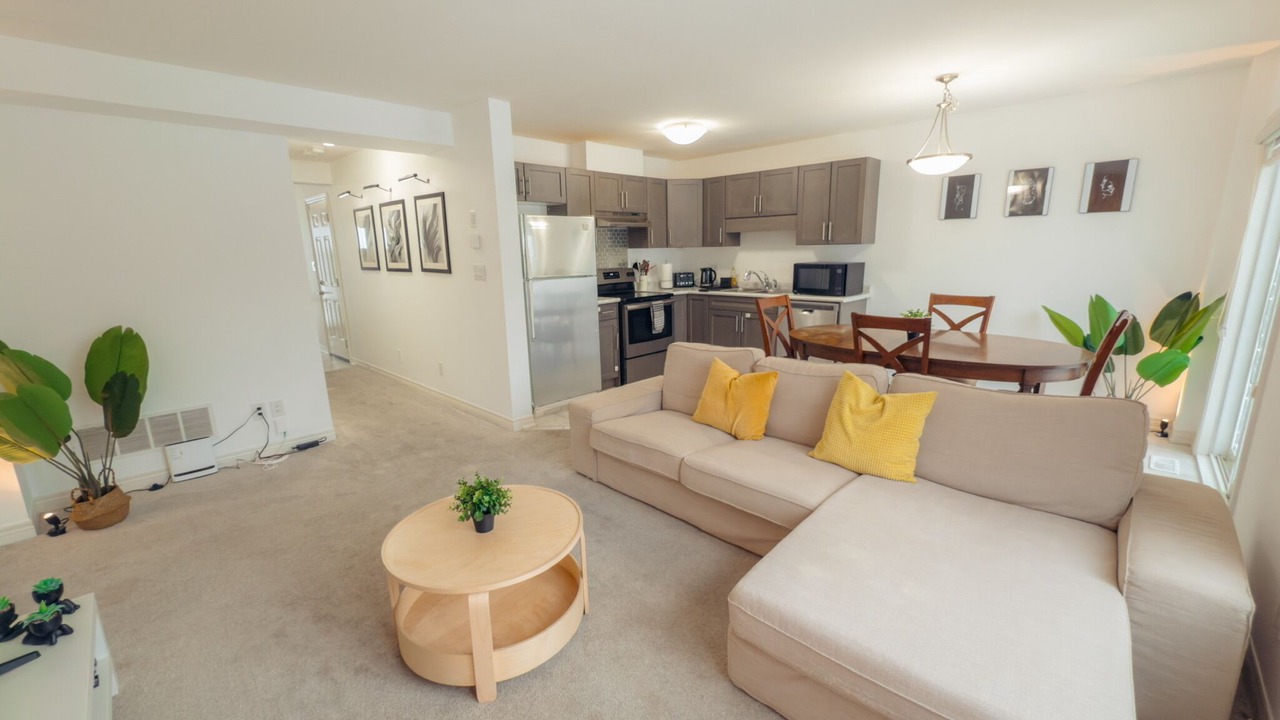 Photo of Livingroom in Thorold