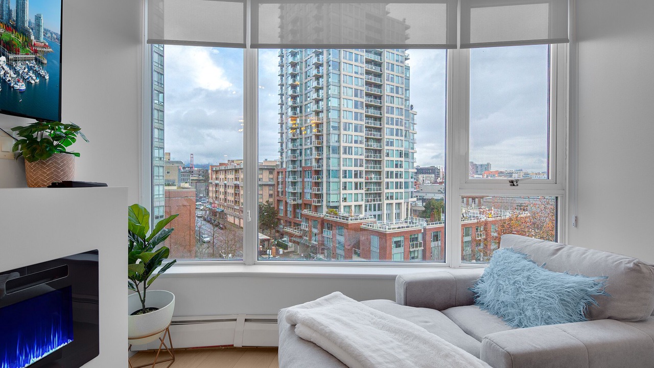 Photo of Livingroom in Crosstown