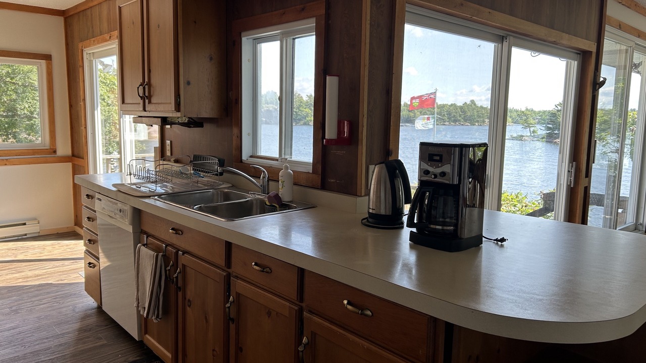 Photo of Kitchen in Georgian Bay