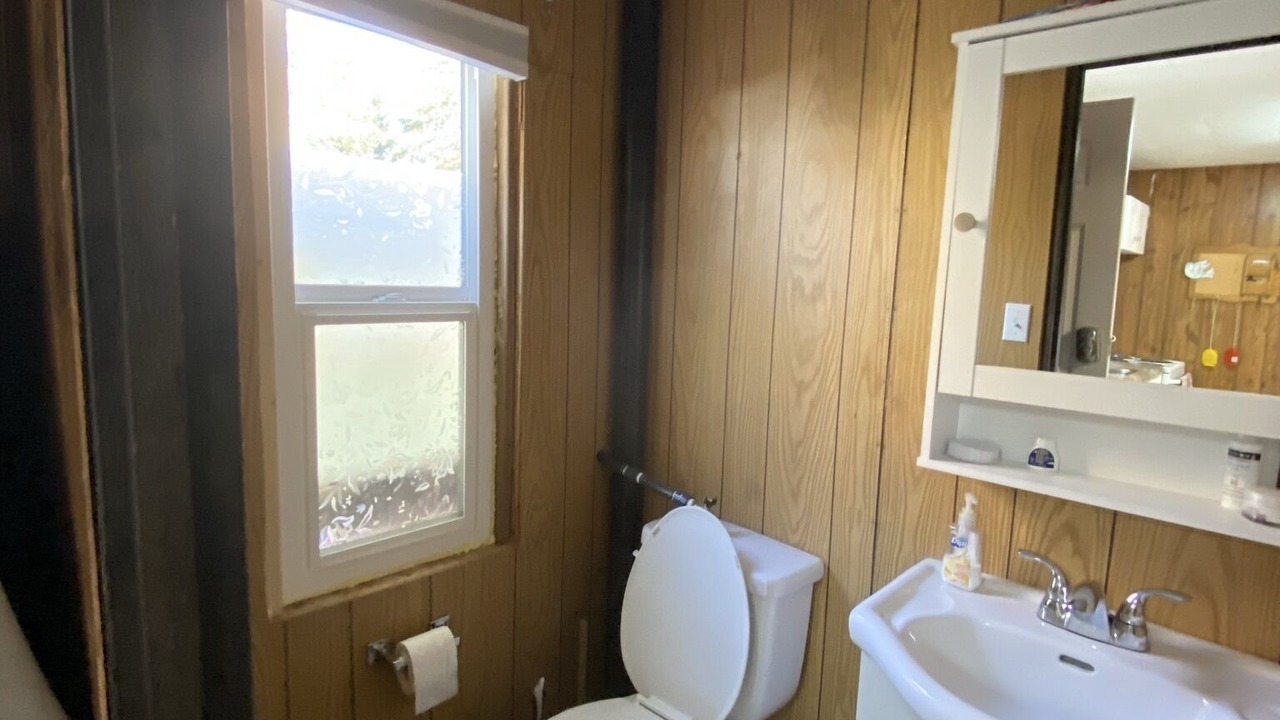 Photo of Bathroom in Candle Lake