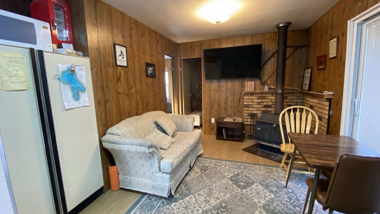 Photo of Livingroom in Candle Lake