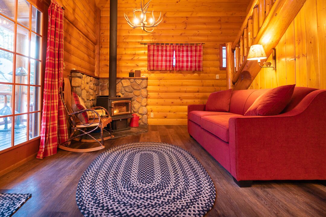 Photo of Livingroom in Lake Louise