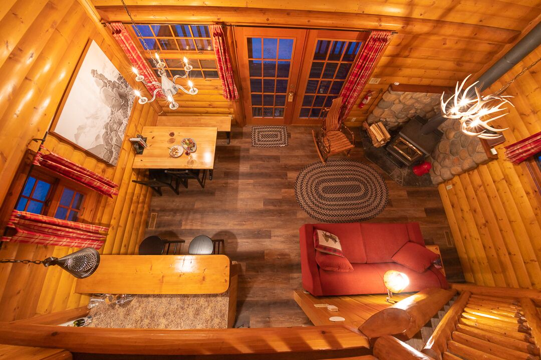 Photo of Livingroom in Lake Louise