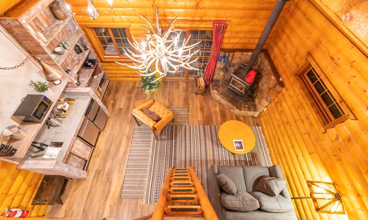 Photo of Livingroom in Lake Louise