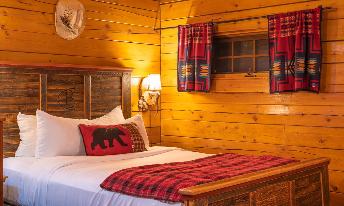 Photo of Bedroom in Lake Louise