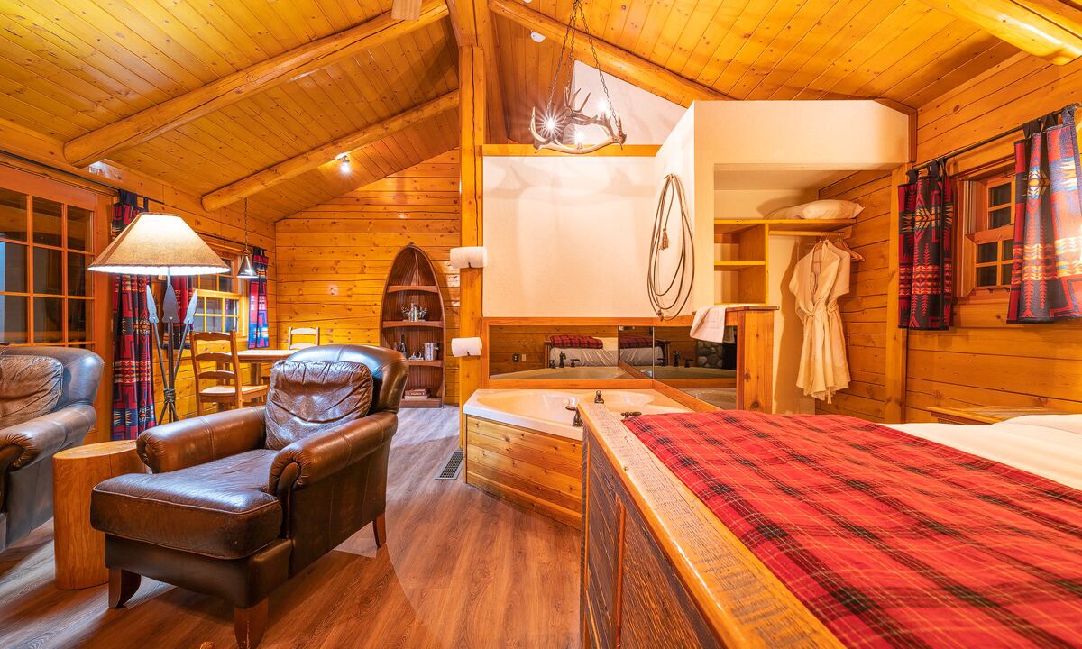 Photo of Bedroom in Lake Louise