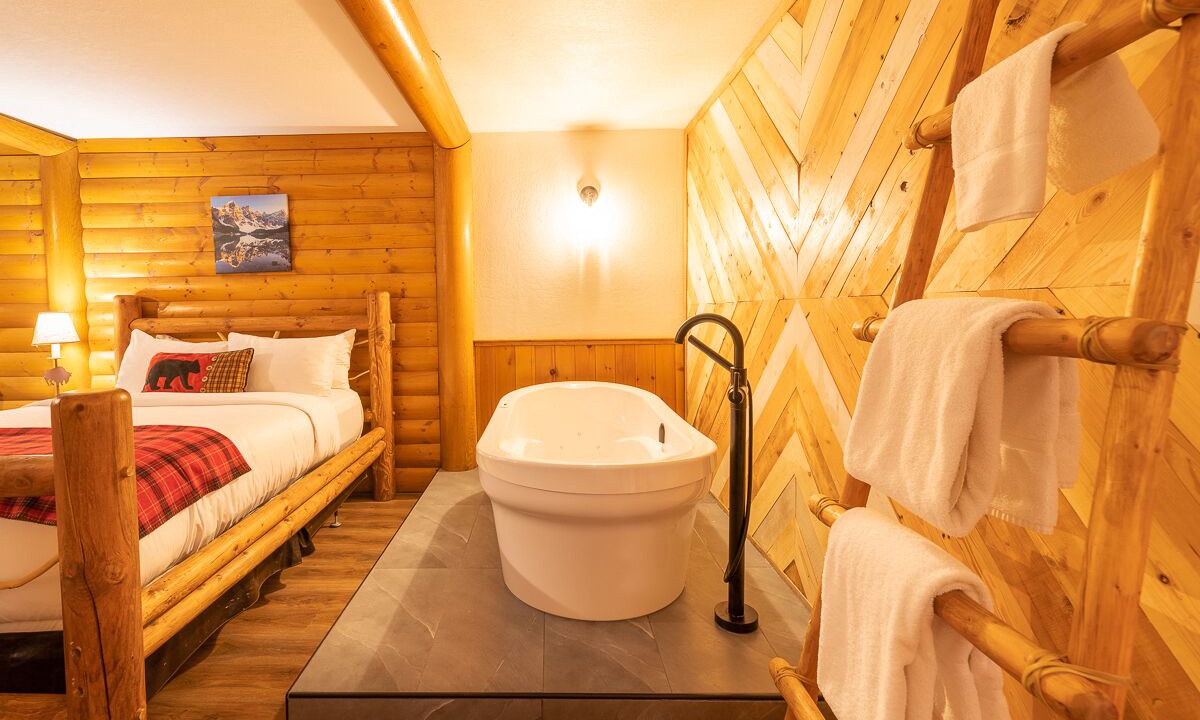 Photo of Bedroom in Lake Louise