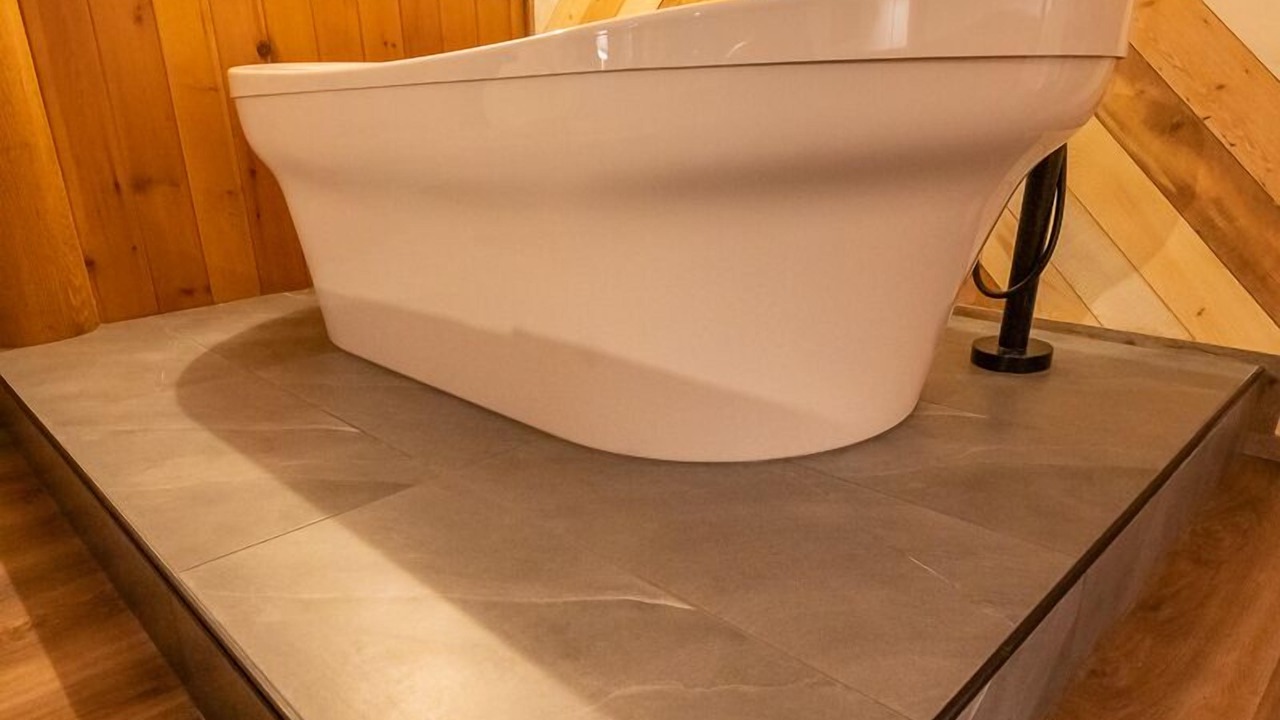 Photo of Bathroom in Lake Louise