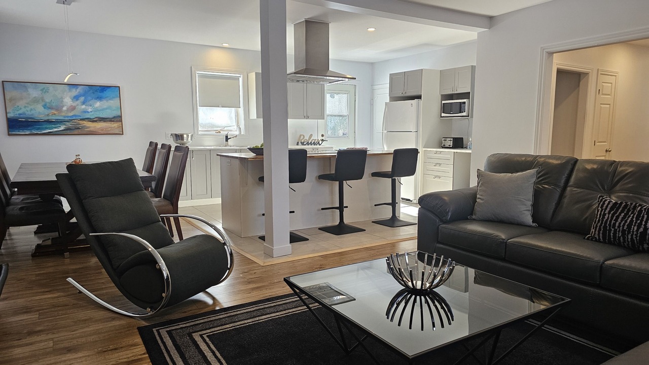 Photo of Livingroom in Ste Petronille