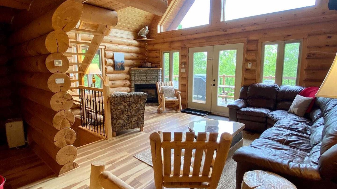 Photo of Livingroom in Notre-Dame-Des-Bois