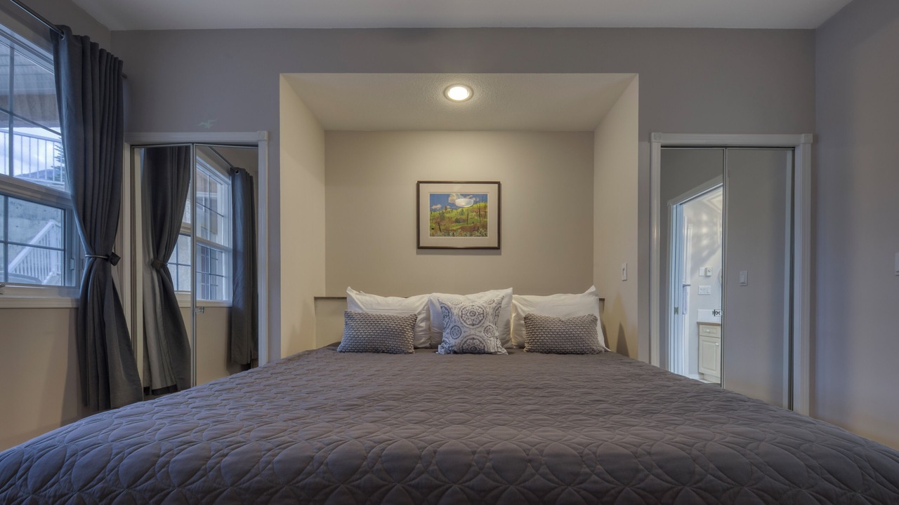 Photo of Bedroom in East Kootenay