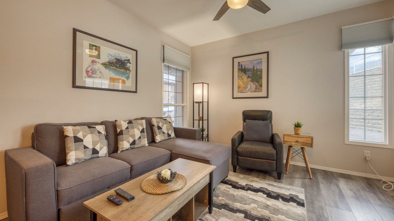 Photo of Livingroom in East Kootenay
