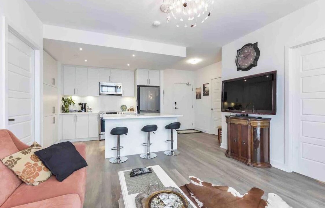 Photo of Livingroom in Innisfil