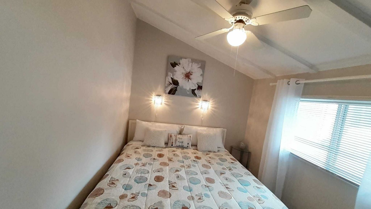 Photo of Bedroom in Bobcaygeon