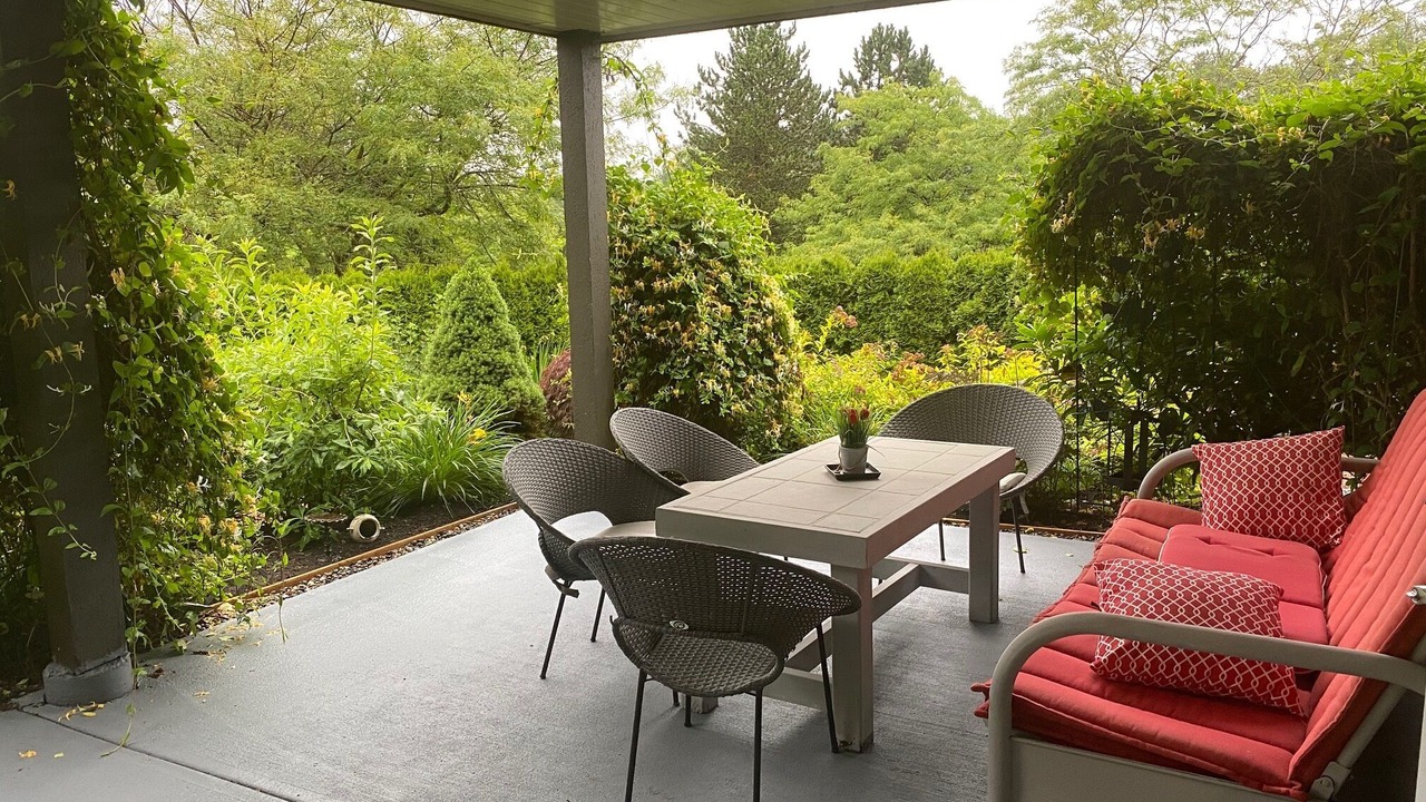 Photo of Outdoor in Guildford