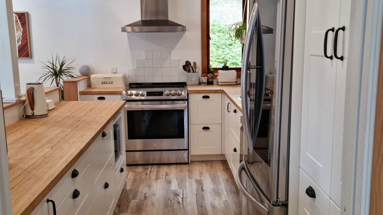 Photo of Kitchen in Salt Spring Island