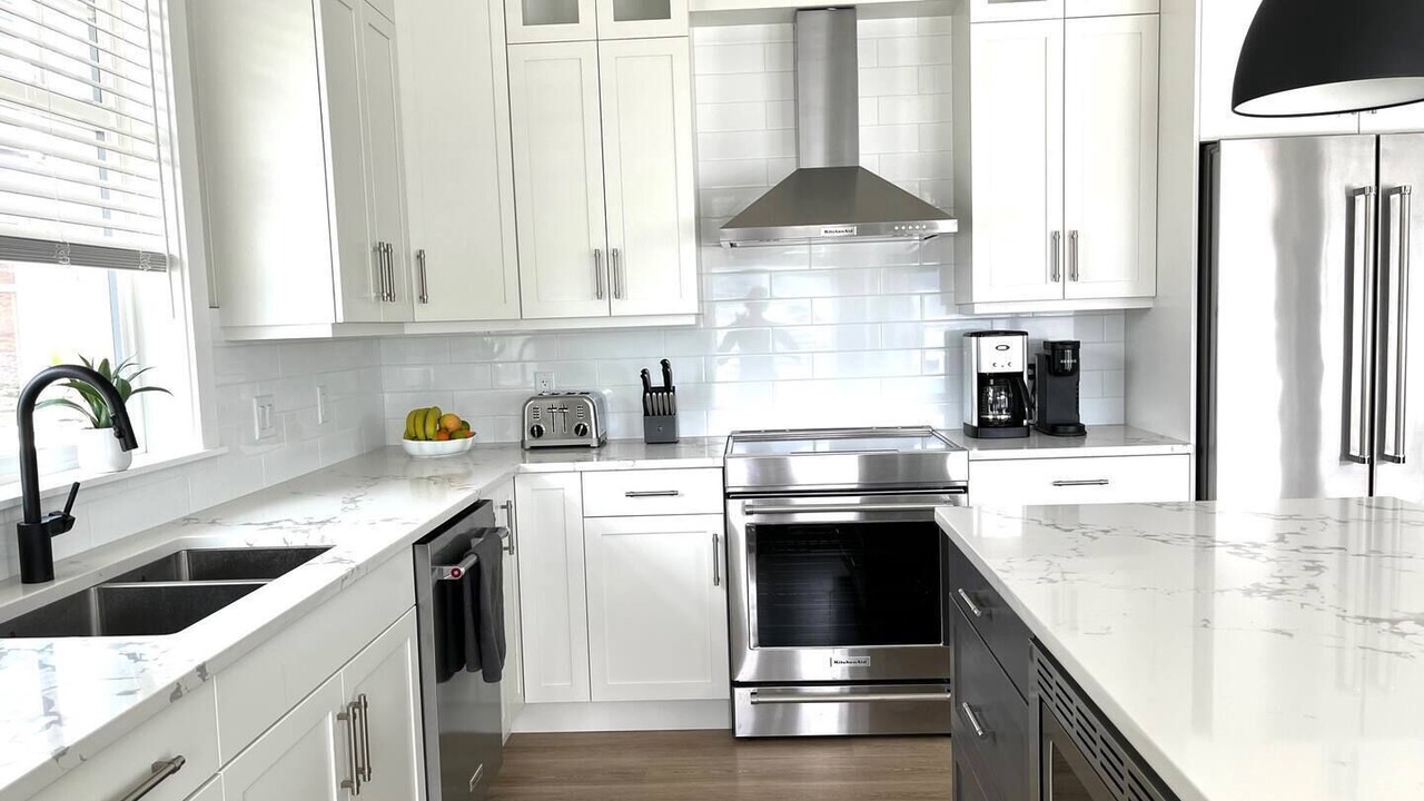 Photo of Kitchen in Okanagan-Similkameen