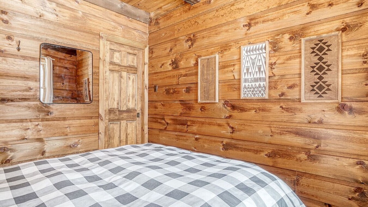 Photo of Bedroom in Notre-Dame-de-Pontmain