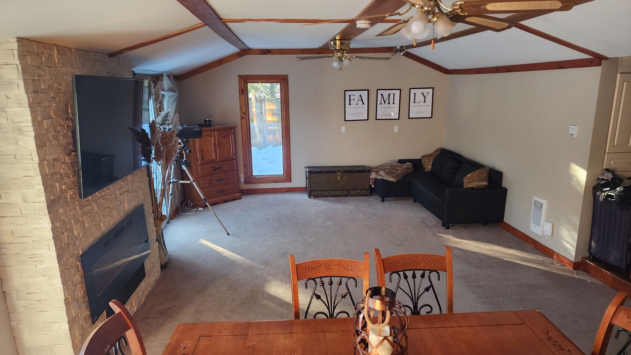 Photo of Livingroom in Havelock-Belmont-Methuen