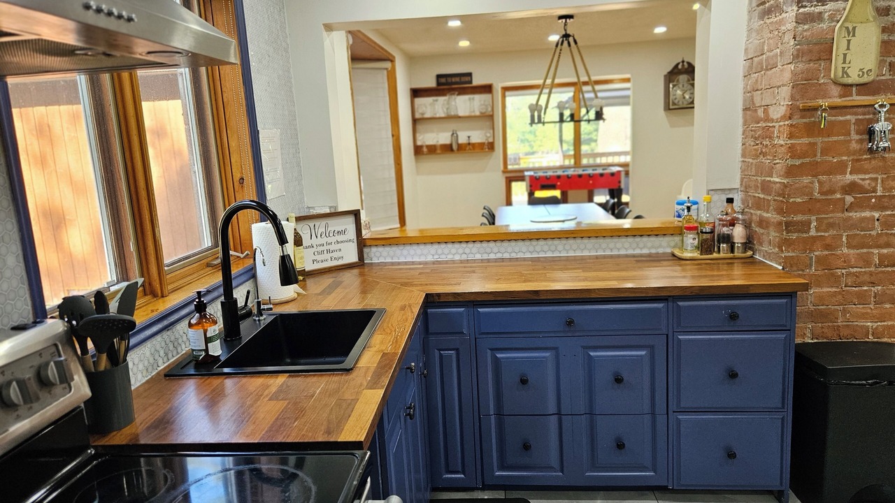 Photo of Kitchen in Port Sydney