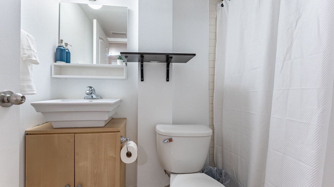 Photo of Bathroom in Quidi Vidi