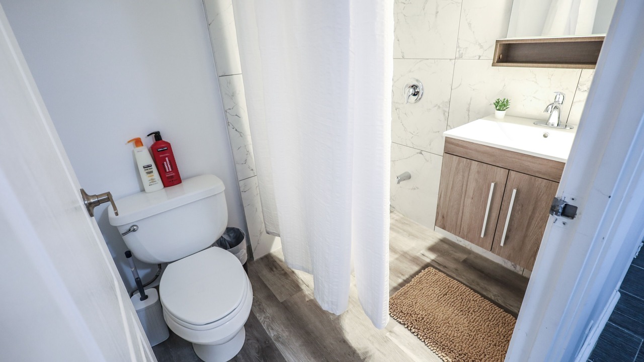 Photo of Bathroom in Quidi Vidi
