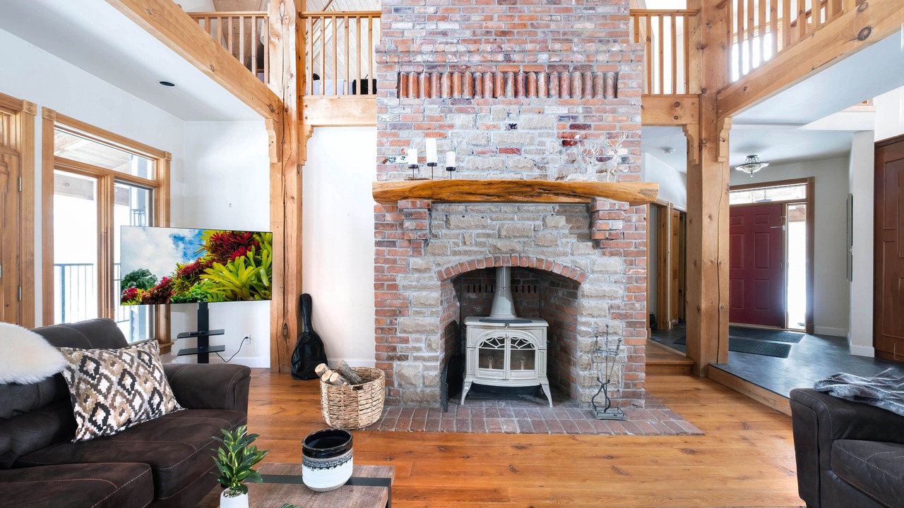 Photo of Livingroom in Springwater