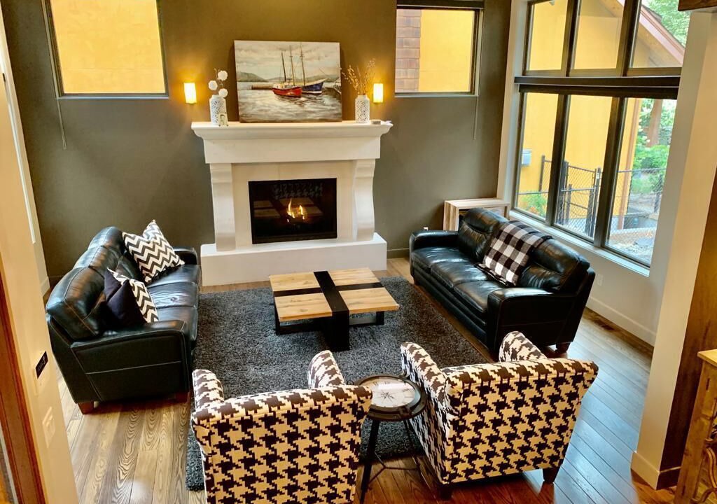 Photo of Livingroom in Central Okanagan