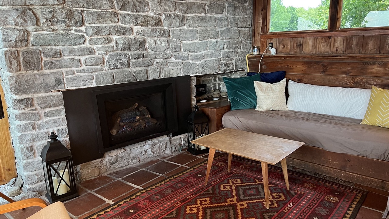 Photo of Livingroom in Ontario
