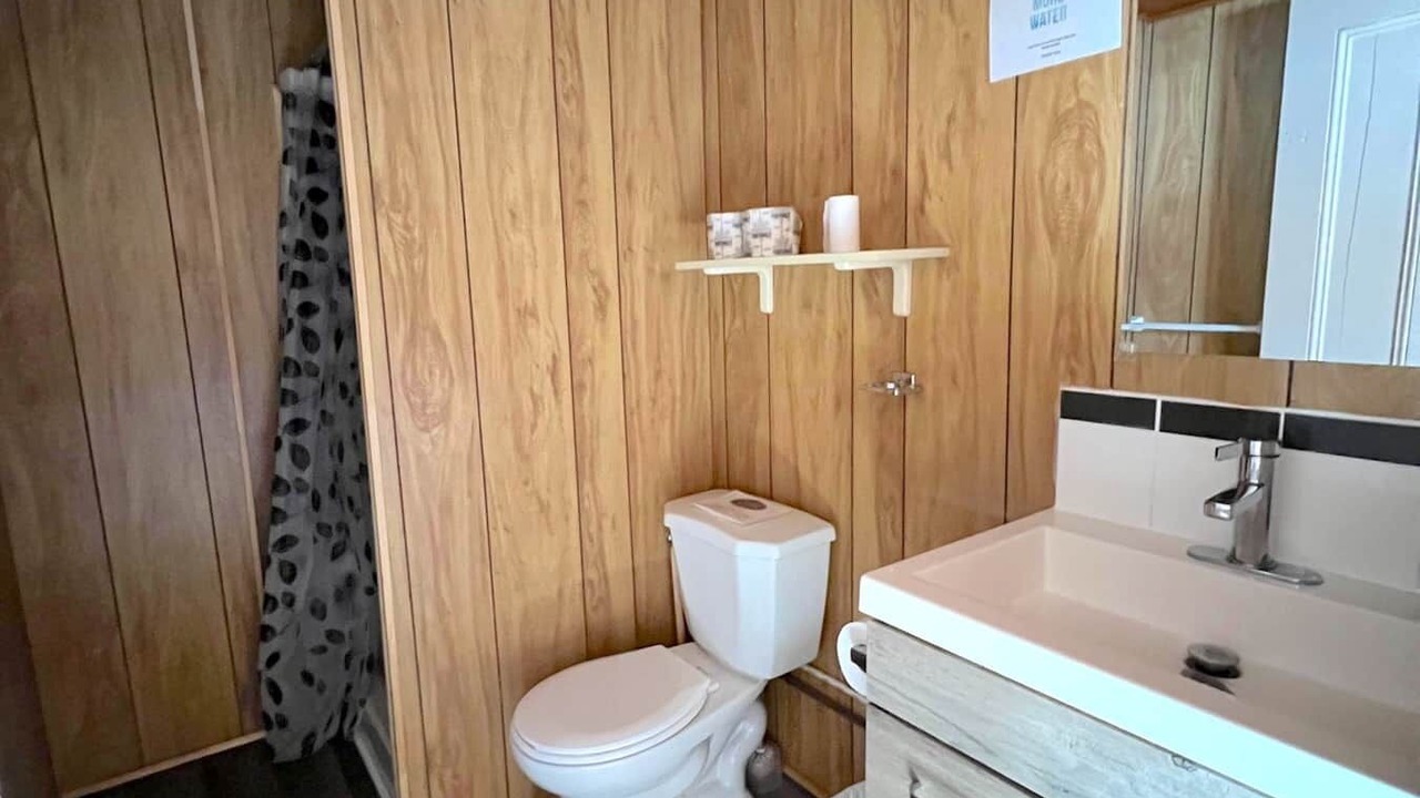 Photo of Bathroom in Rideau Lakes