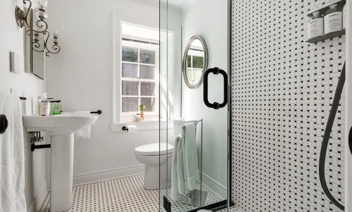 Photo of Bathroom in Sainte-Agathe-des-Monts