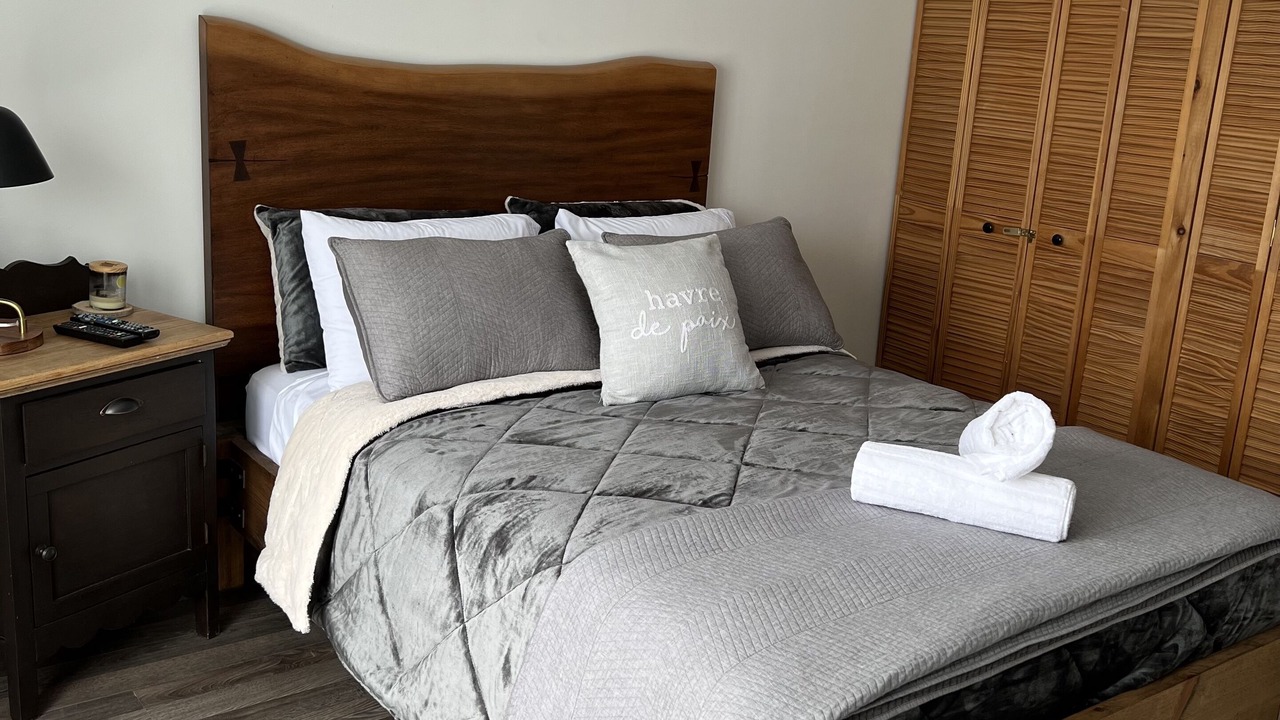 Photo of Bedroom in Magog