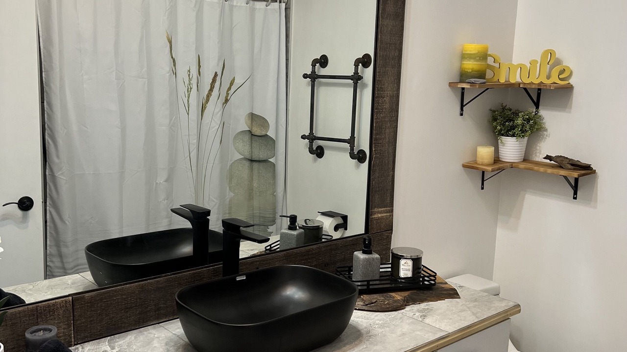 Photo of Bathroom in Magog