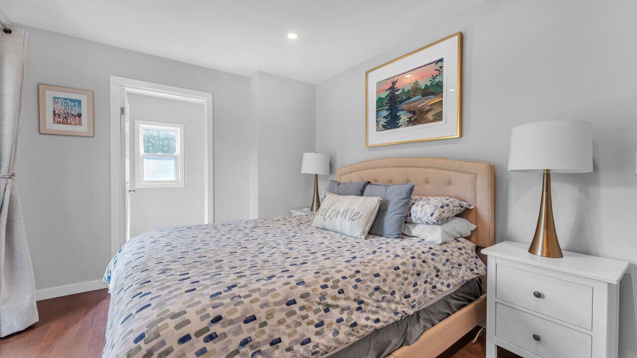 Photo of Bedroom in Leeds and the Thousand Islands