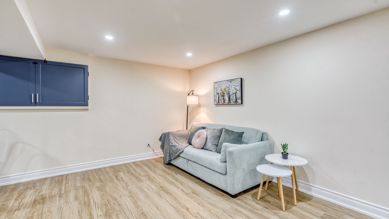 Photo of Livingroom in Niagara Falls
