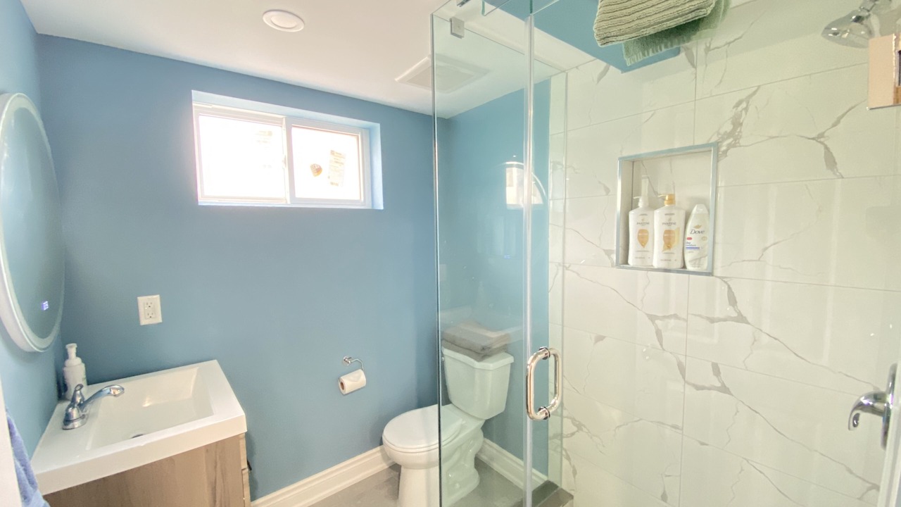 Photo of Bathroom in Niagara Falls