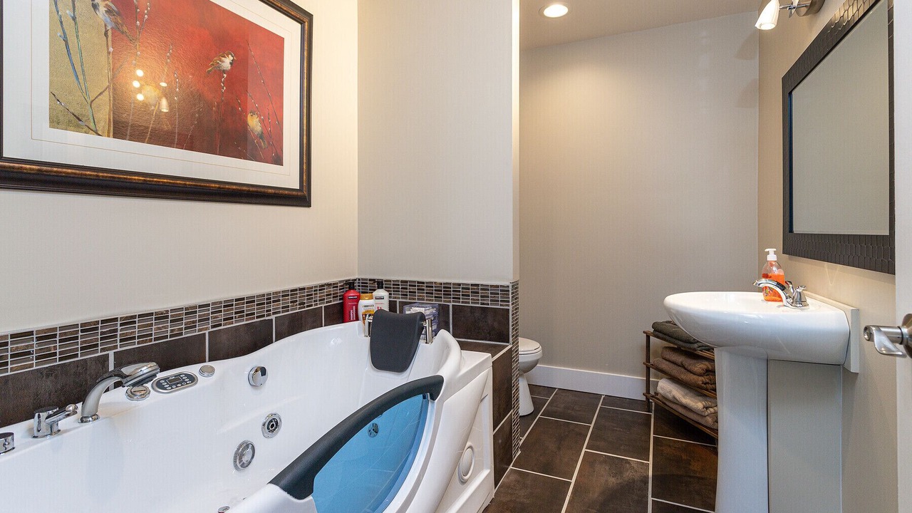 Photo of Bathroom in Malahat