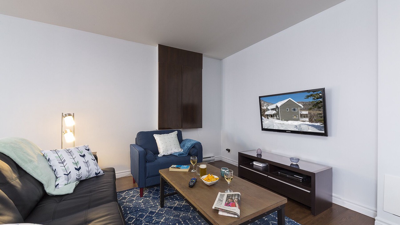 Photo of Livingroom in Petite-Riviere-Saint-Francois