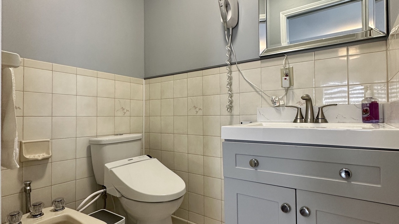 Photo of Bathroom in Niagara Falls