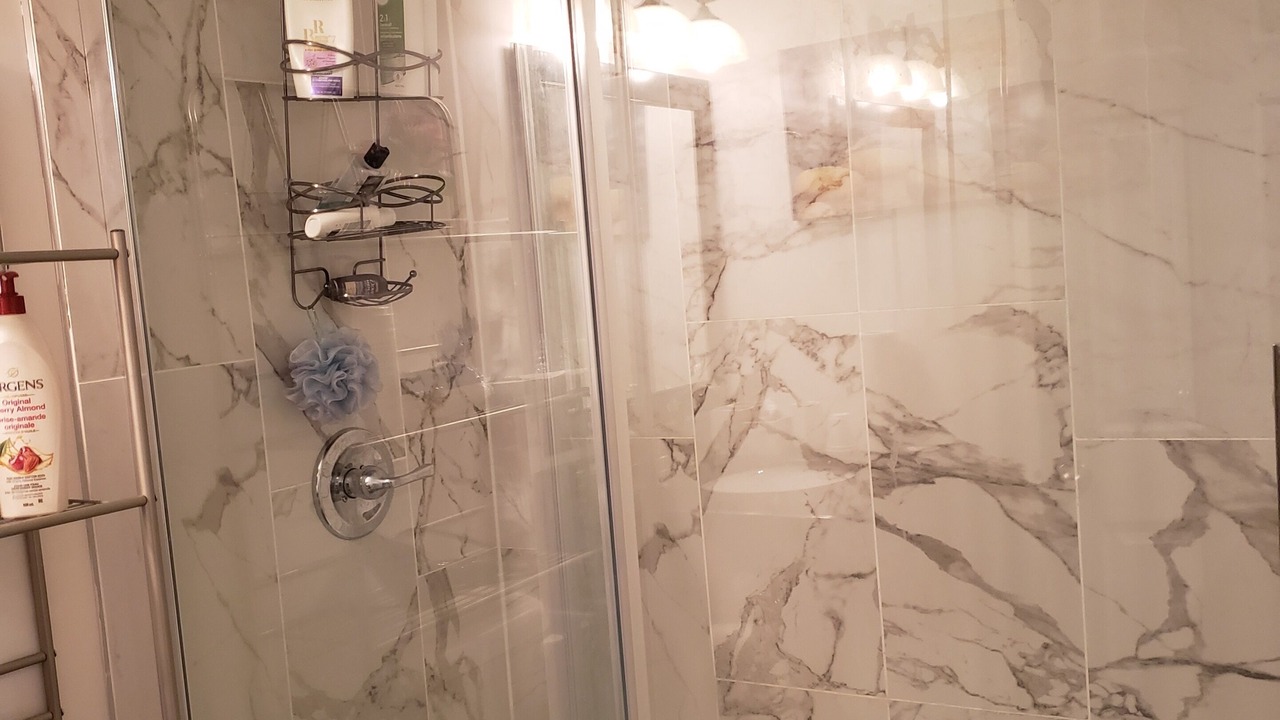 Photo of Bathroom in Aylmer
