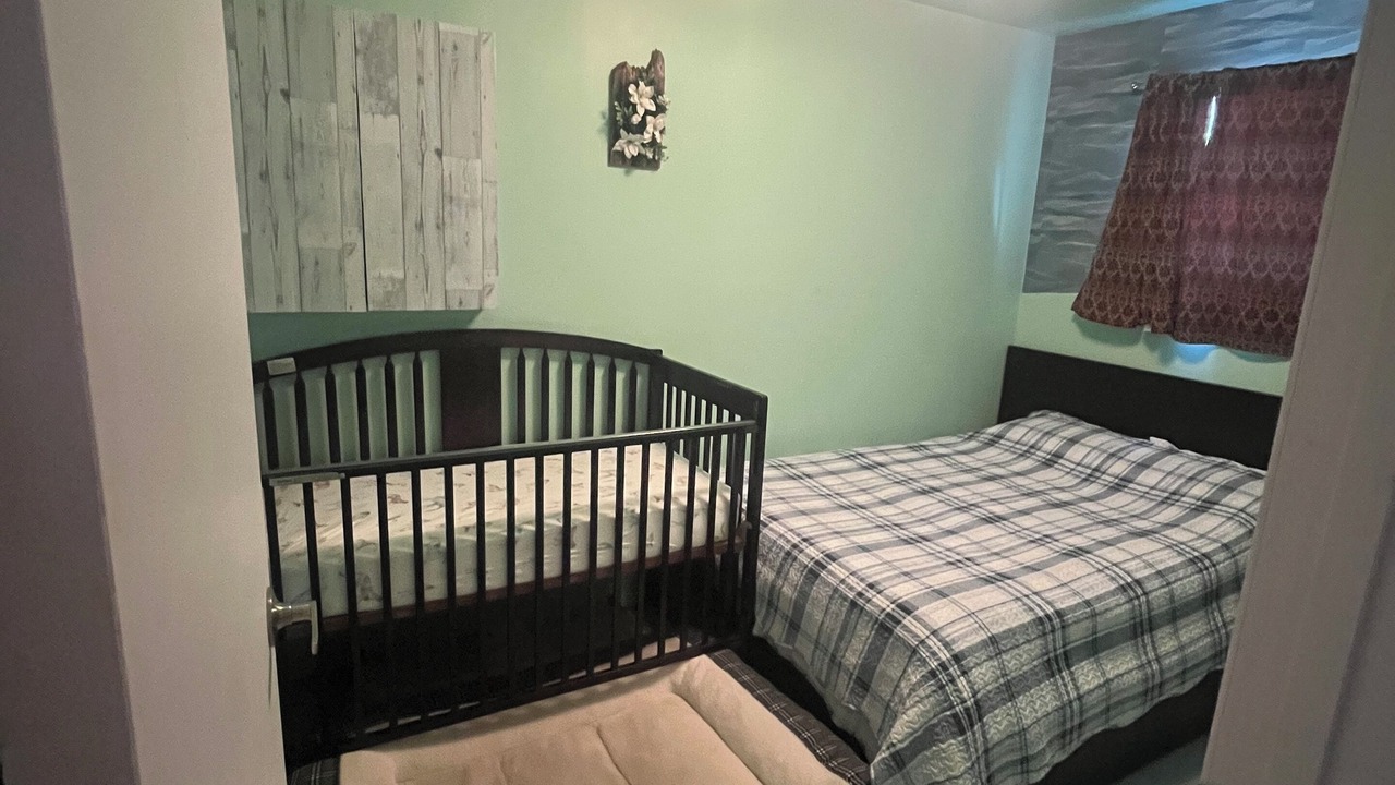 Photo of Bedroom in Lester Beach