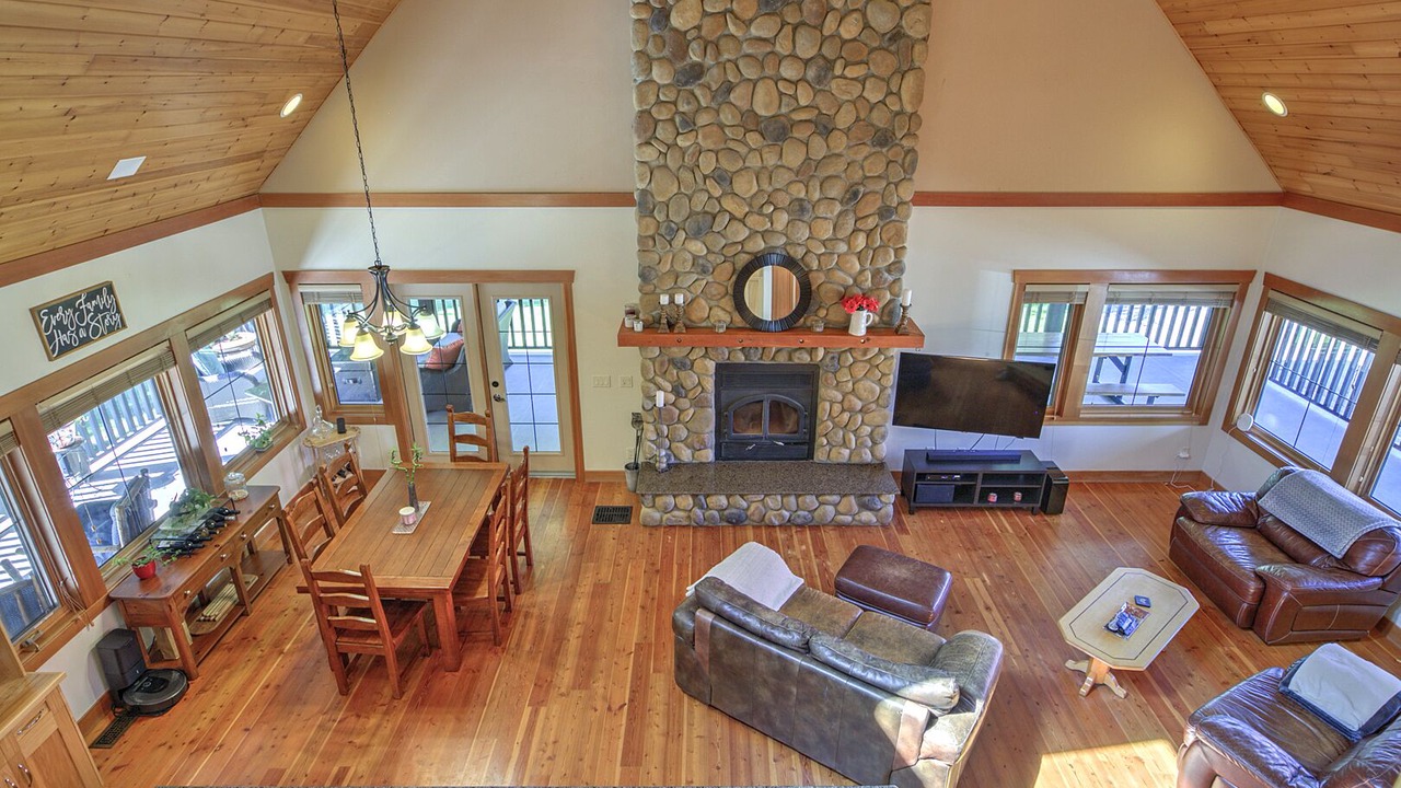 Photo of Livingroom in Sicamous