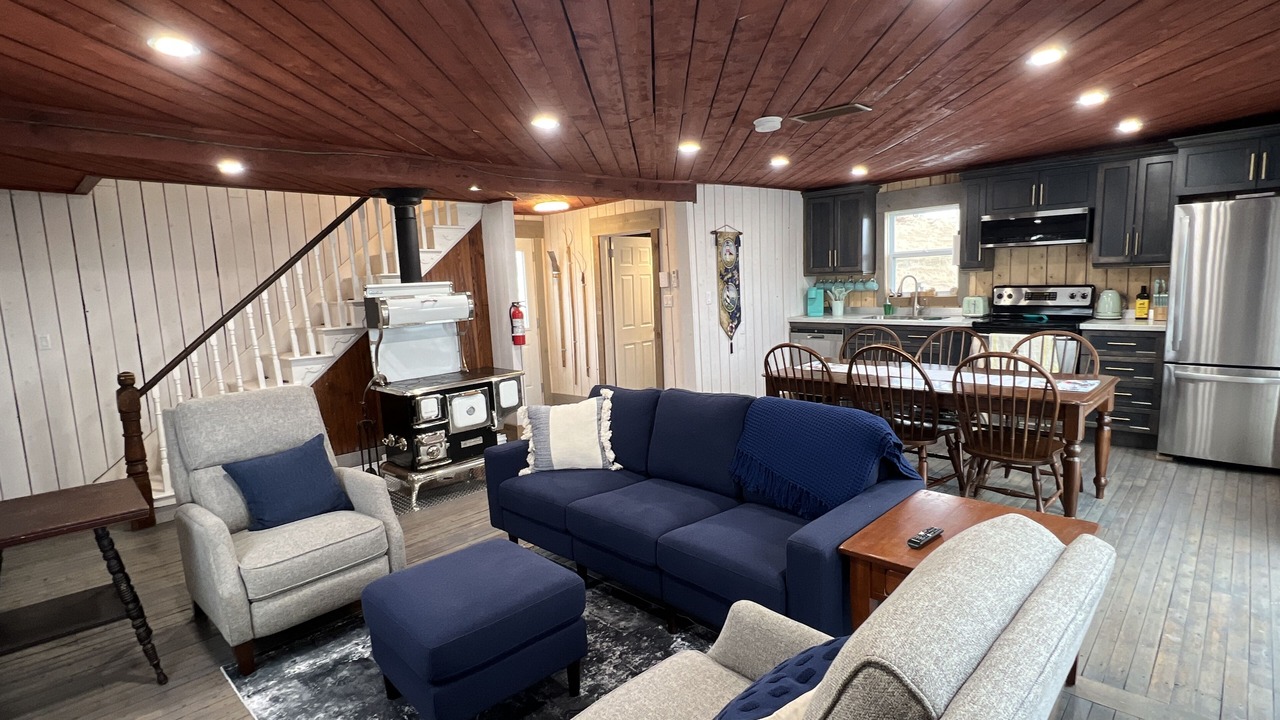 Photo of Livingroom in Terra Nova