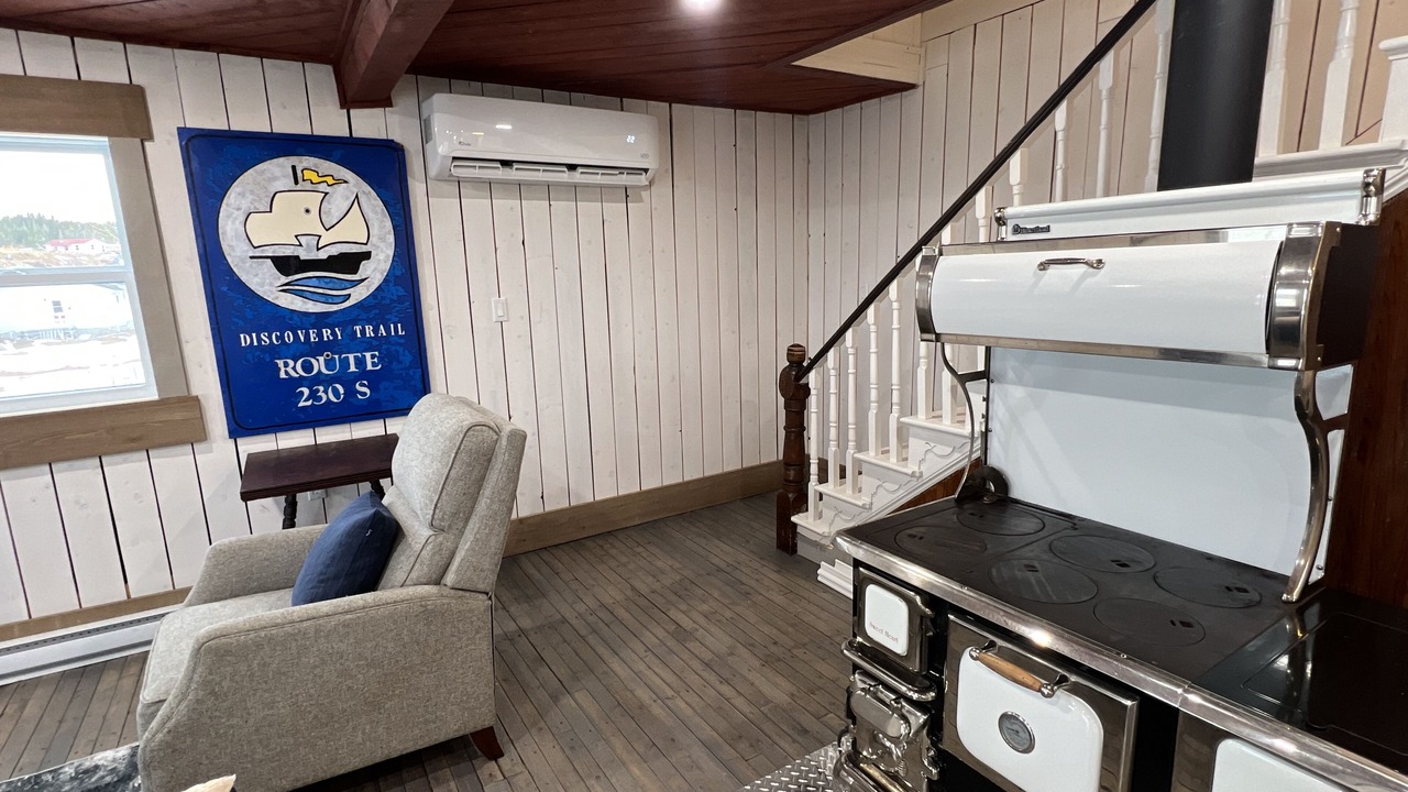 Photo of Livingroom in Terra Nova