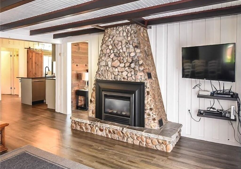 Photo of Livingroom in Dunnville