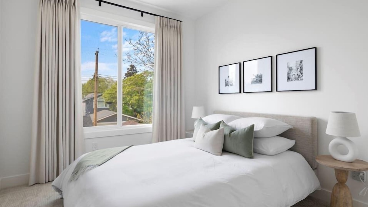 Photo of Bedroom in Crescent Heights
