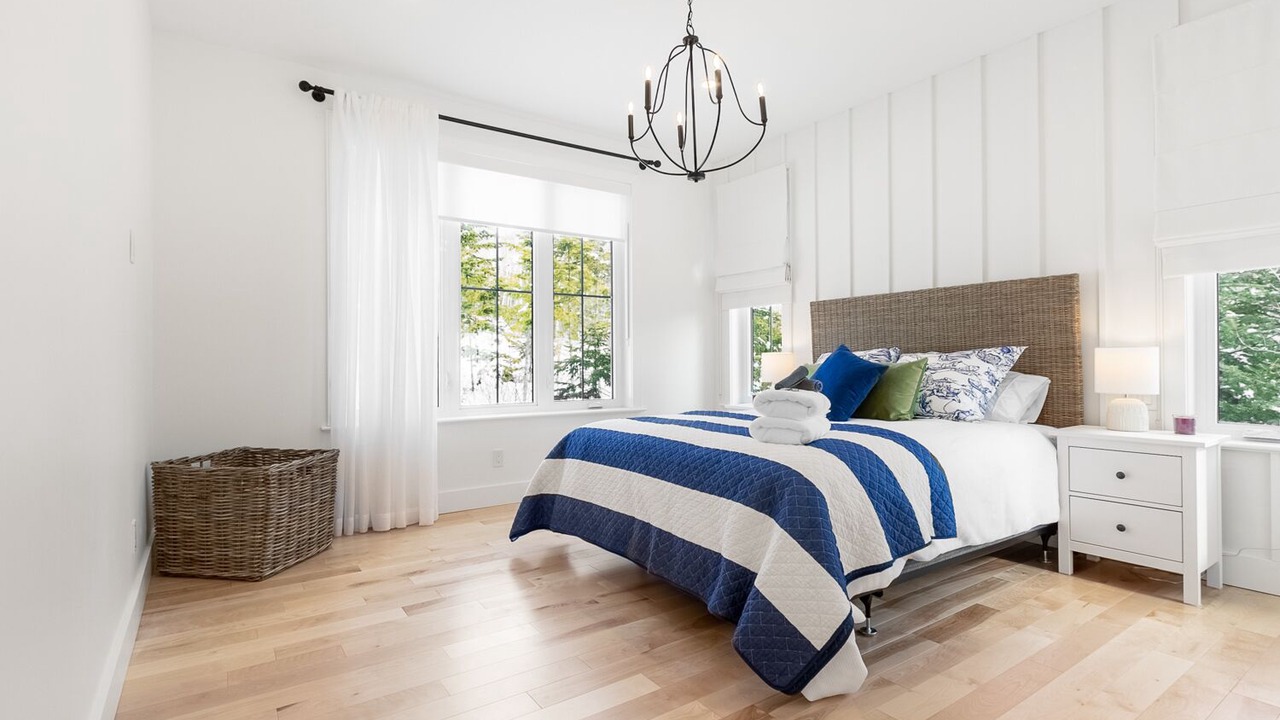 Photo of Bedroom in Baie-St-Paul