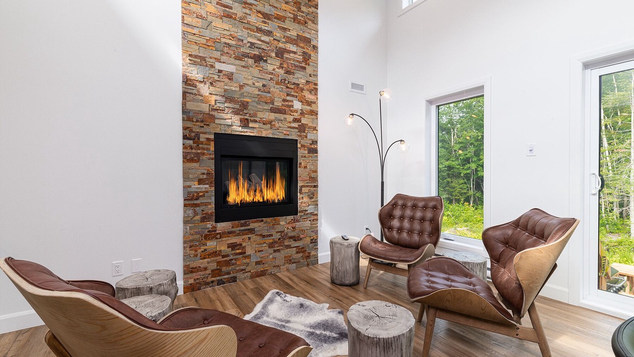 Photo of Livingroom in Petite-Riviere-Saint-Francois