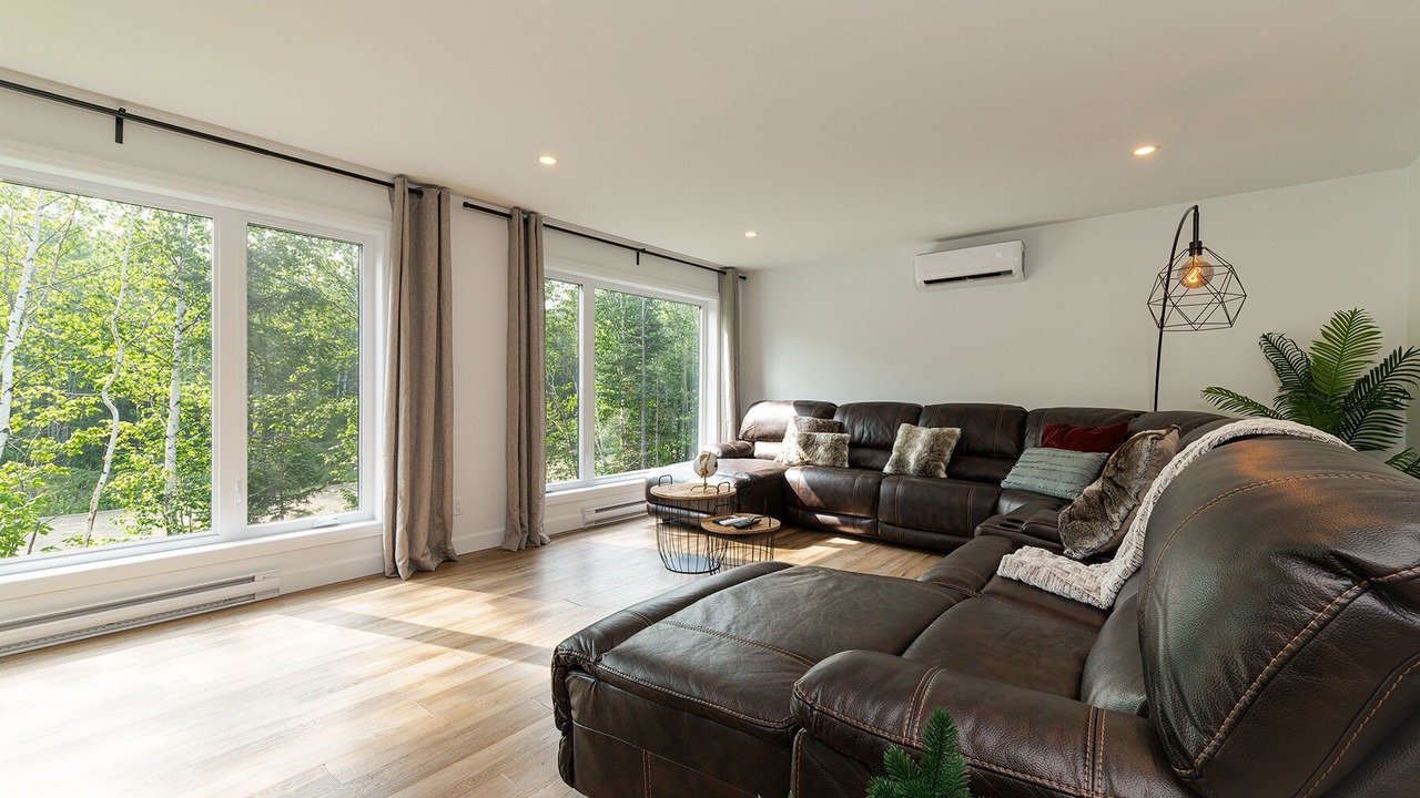Photo of Bedroom in Petite-Riviere-Saint-Francois